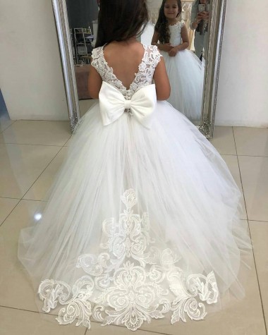 Shop Ivory Ball Gown Chapel Train Sleeveless Flower Girl Dress Canada