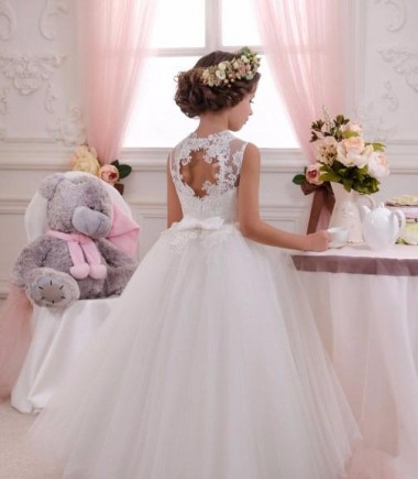 Ivory Ball Gown High Neck Floor Length Sleeveless Flower Girl Dress Canada